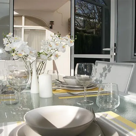 Luxury Costa Blanca Ground Floor, Stayorihuelacosta, Jardin 1 #prp003 Lejlighed