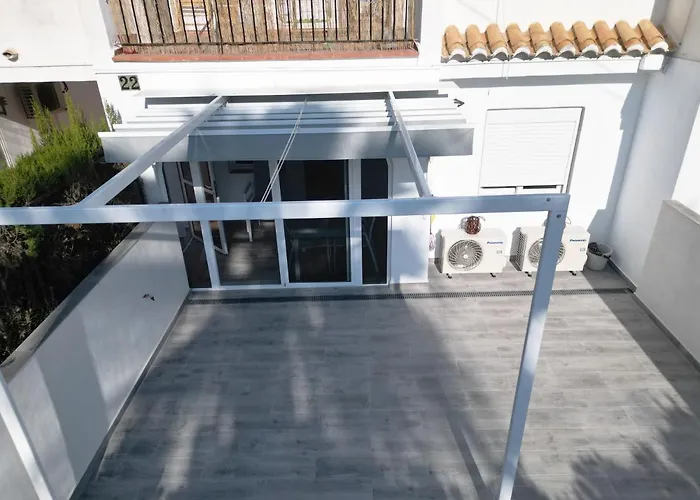 Luxury Costa Blanca Ground Floor, Stayorihuelacosta, Jardin 1 #prp003 Apartament Torrevieja